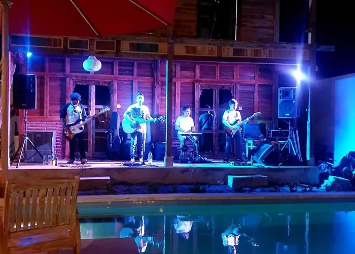 10 Amed (Bali)